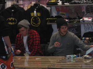 Youmeatsix signing